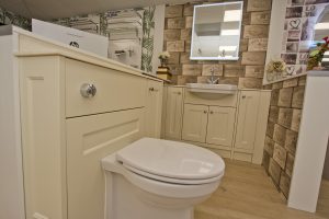 Toilet and bath exhibit 5 Ocean Bathrooms By Design showroom picture in Salisbury Wiltshire